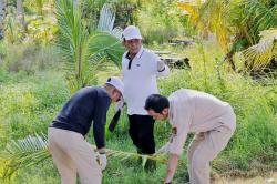 Gubernur  Ansar Pimpin Gotong Royong di Pulau Penyengat, Peringati Hari Lingkungan Hidup Sedunia 2025