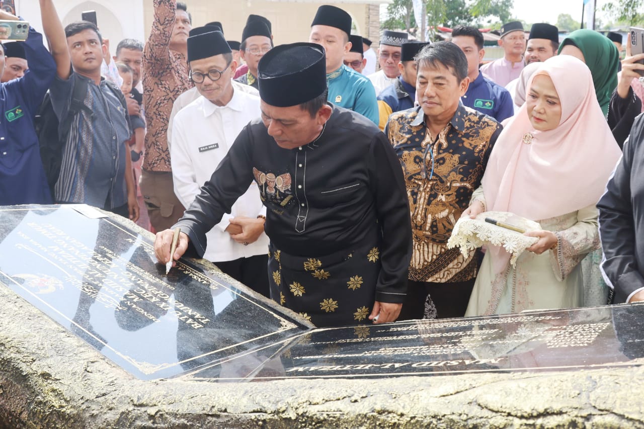 Gubernur Ansar Resmikan Masjid Al-Iltizam Tanjungpinang