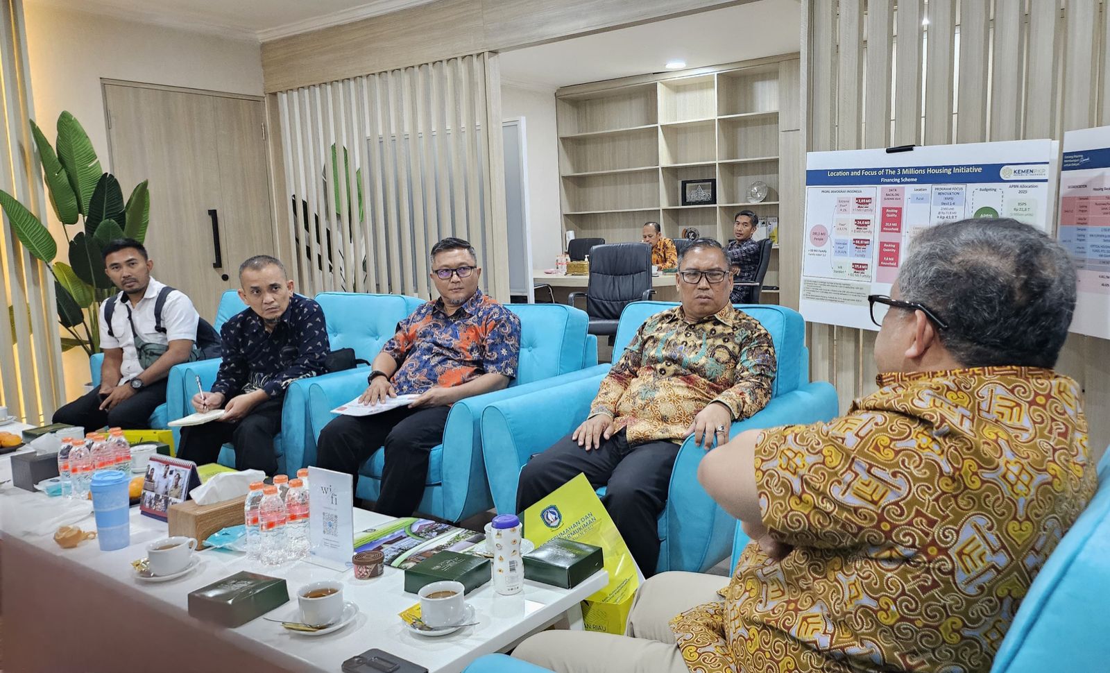 Audiensi dengan Kementrian KPP, Wagub Nyanyang Sampaikan Dukungan Program 3 Juta Rumah 