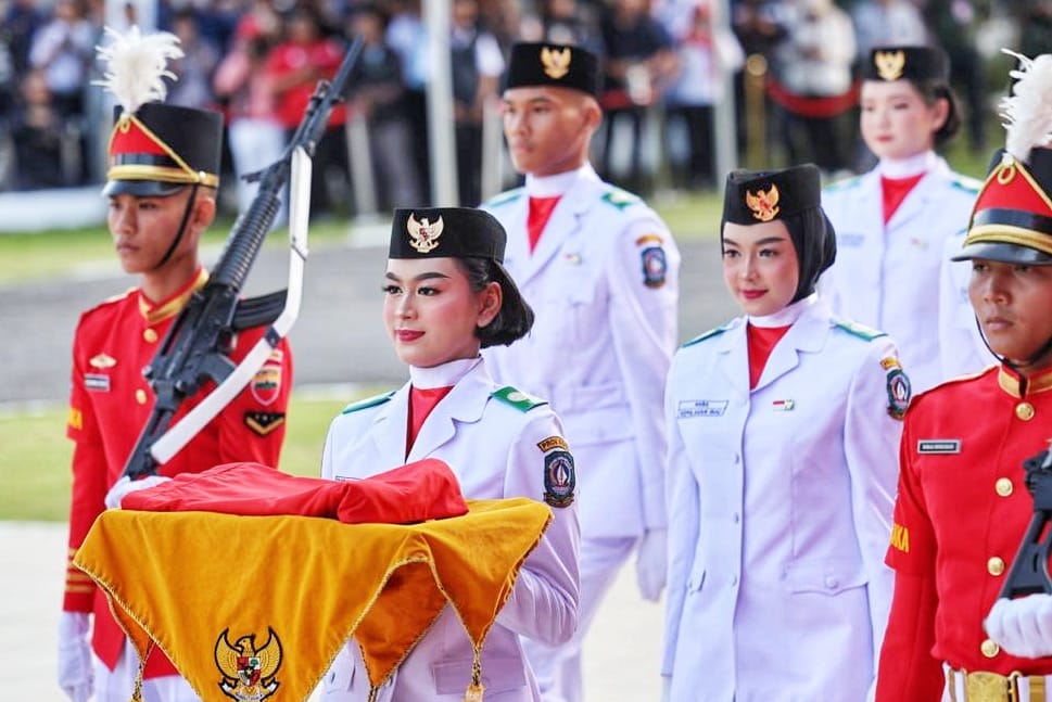 Mengenal Sosok Pembawa Baki Peringatan HUT RI ke-80 Tingkat Provinsi Kepri