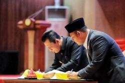 Pemprov dan DPRD Kepri Sepakati Perubahan KUA-PPAS APBD 2025, Ditetapkan Sebesar Rp3,933 Triliun