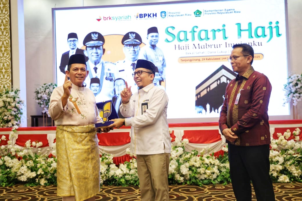 Gubernur Ansar Tekankan Pentingnya Pengelolaan dana Haji yang Aman, Produktif dan Bermanfaat bagi Umat
