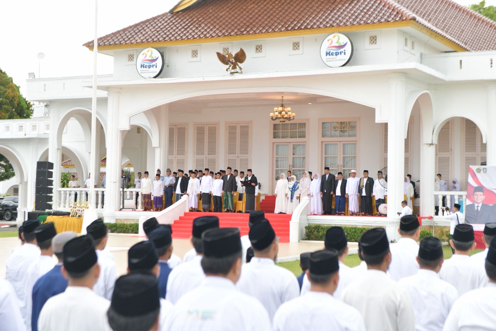 Peringatan HSN 2025, Gubernur Ansar: Santri Juga Harus Kuasai Sains dan Teknologi