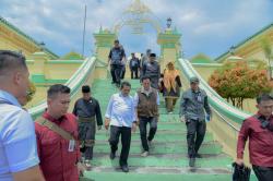 Menelusuri Jejak Leluhur di Pulau Penyengat, Menko Yusril: "Ini Adalah Perjalanan Batin"