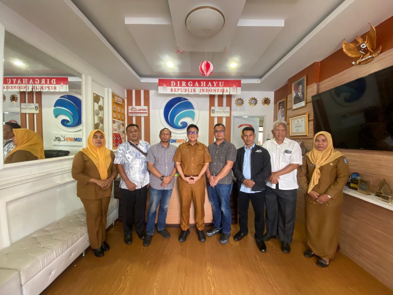 Kadis Kominfo Kepri Minta KPID Kepri  Perluas Pengawasan Informasi di Media Sosial