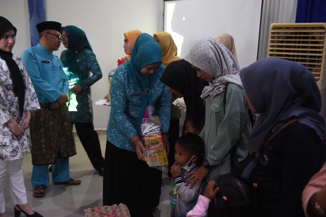 202 Paket Nutrisi Cegah Stunting Disalurkan untuk Masyarakat Bintan