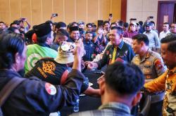 Gubernur Ansar Akan Perjuangkan Aspirasi Pengemudi Online Batam ke Tingkat Pusat