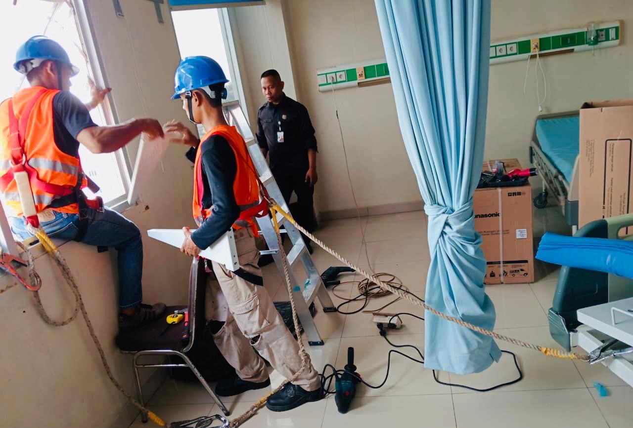 RSUD RAT Lakukan Pemeliharaan Jaringan dan Pasang Ac Split Baru, Upaya Maksimalkan Pendingin Ruangan