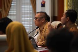 Pemprov Kepri Berkomitmen Turunkan Angka Kemiskinan, Wagub Nyanyang: "Target 4,14 Persen di 2026"