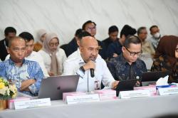 Di Kunker Komisi XI DPR RI, Luki Tegaskan Ekonomi Kepri Tumbuh di Tengah Penurunan Anggaran Belanja 