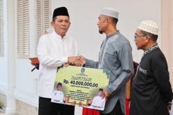 Gelar Buka Puasa Bersama, Pemprov Kepri Beri Santunan Anak Yatim dan Bantuan untuk Rumah Ibadah